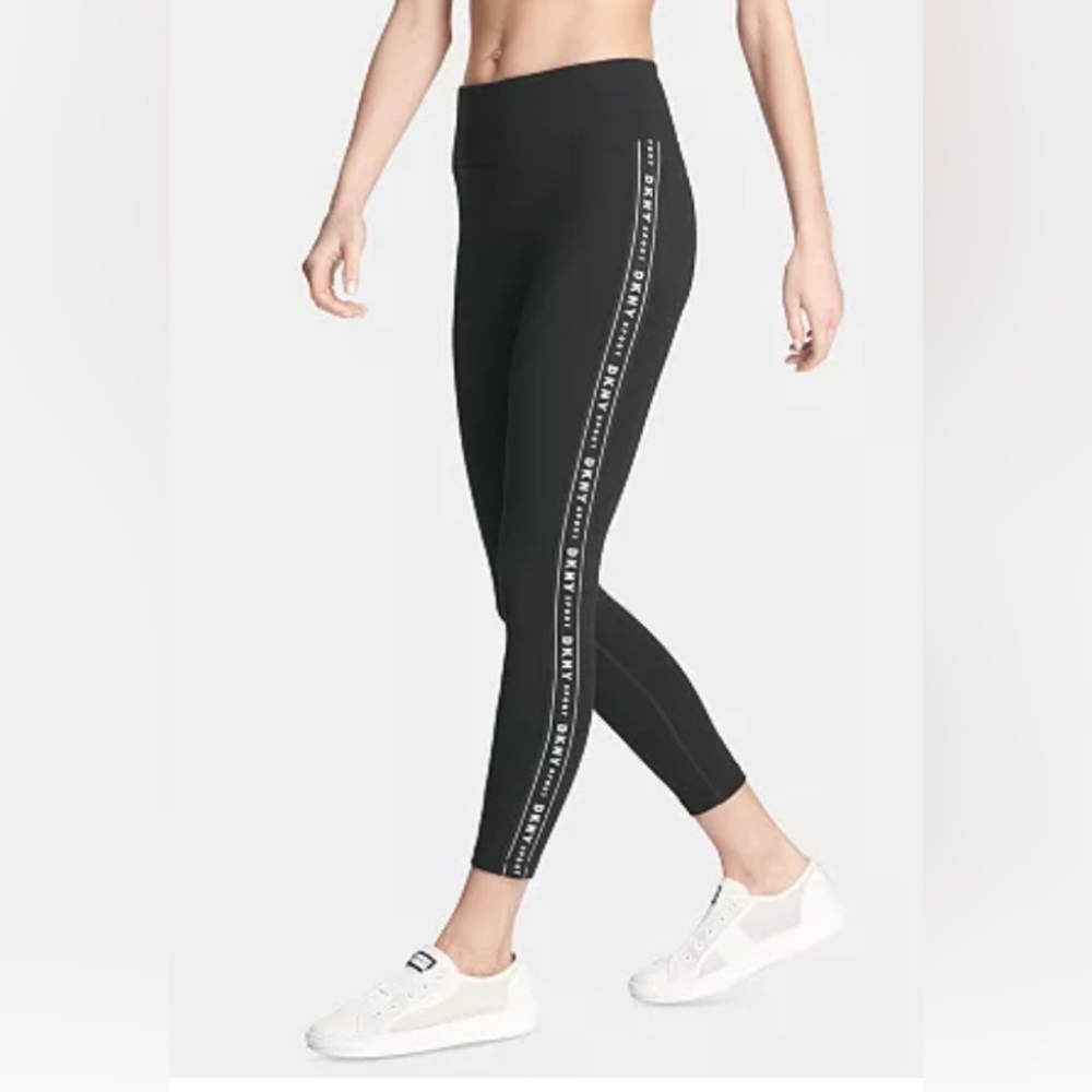 DKNY - NEW - Sport High Waisted Black Logo Taped Crop Leggings.  Small.